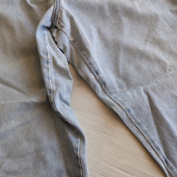 VINTAGE Northwest Blue faded light wash high rise tapered leg mom jeans - Picture 6 of 13